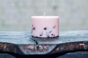 TL Candles Bougie au parfum de rose et de miel S
