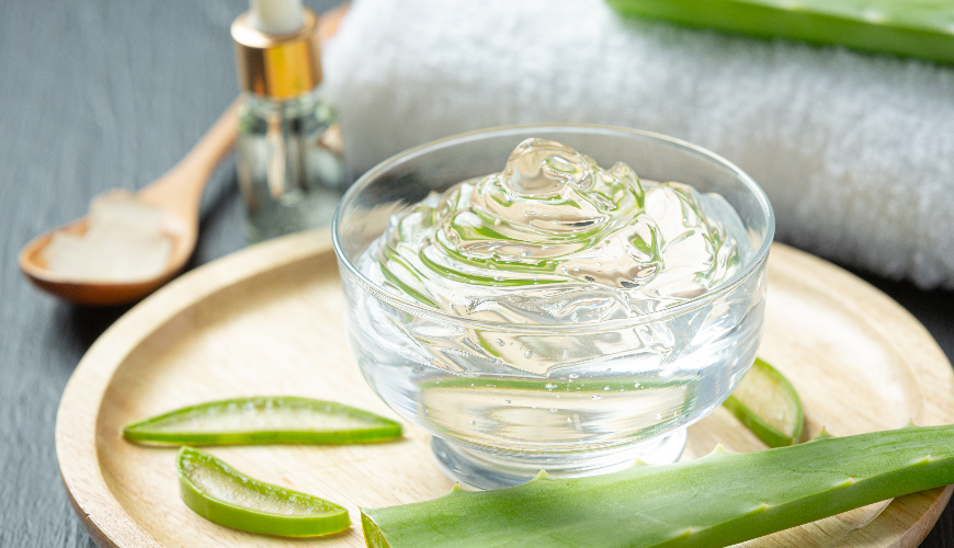 Le gel d'aloe vera est votre assistant quotidien (pas seulement) pour une peau saine