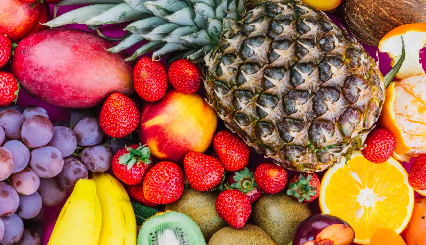 Quels fruits manger pour perdre du poids ? Conseils sur les variétés hypocaloriques.