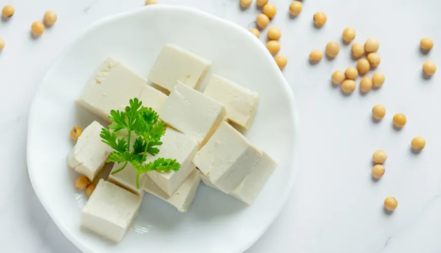 Recettes avec du tofu qui vous surprendront par leur polyvalence