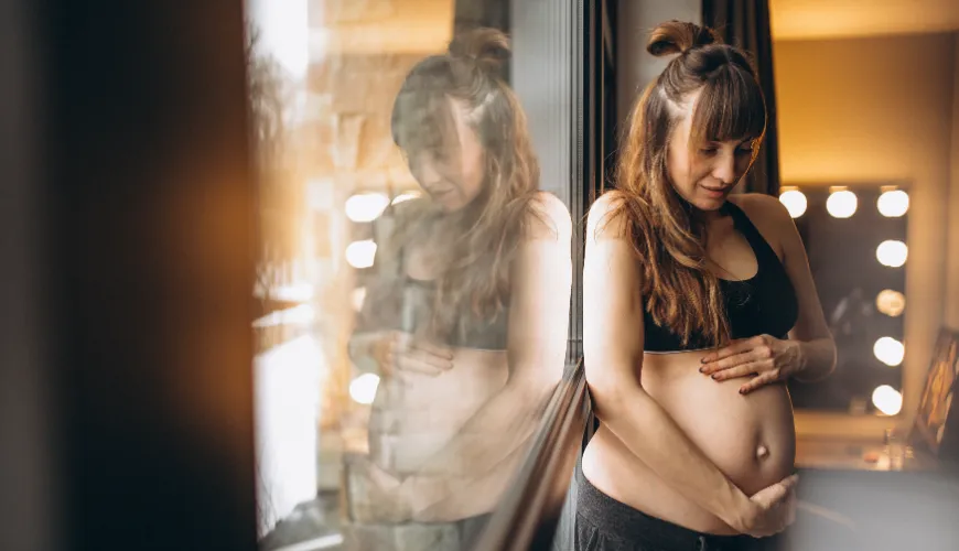 Comment maintenir calme et sérénité pendant la grossesse sans stress inutile